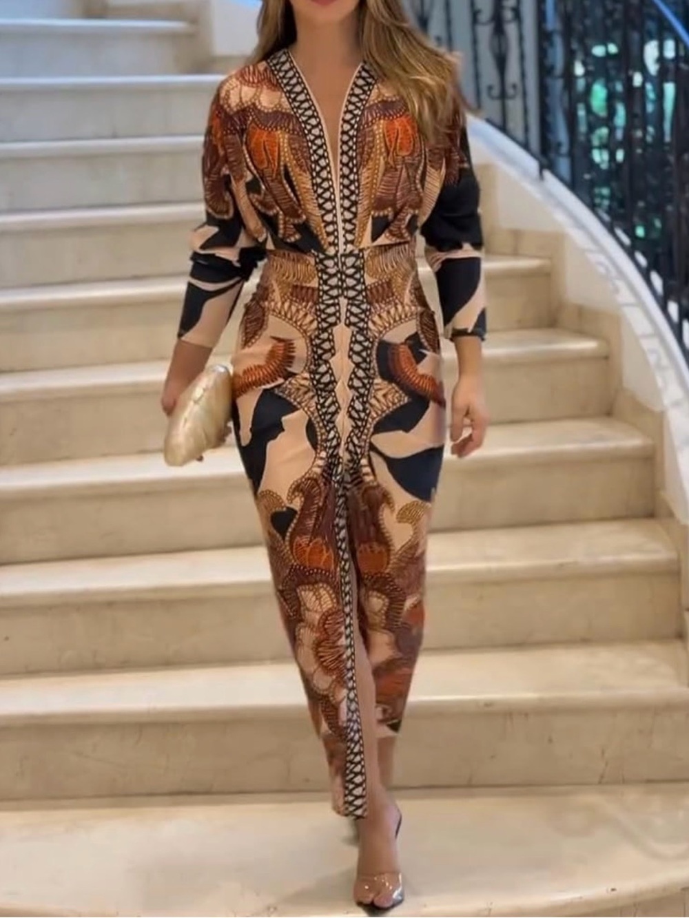 Multi colored midi dress Medium